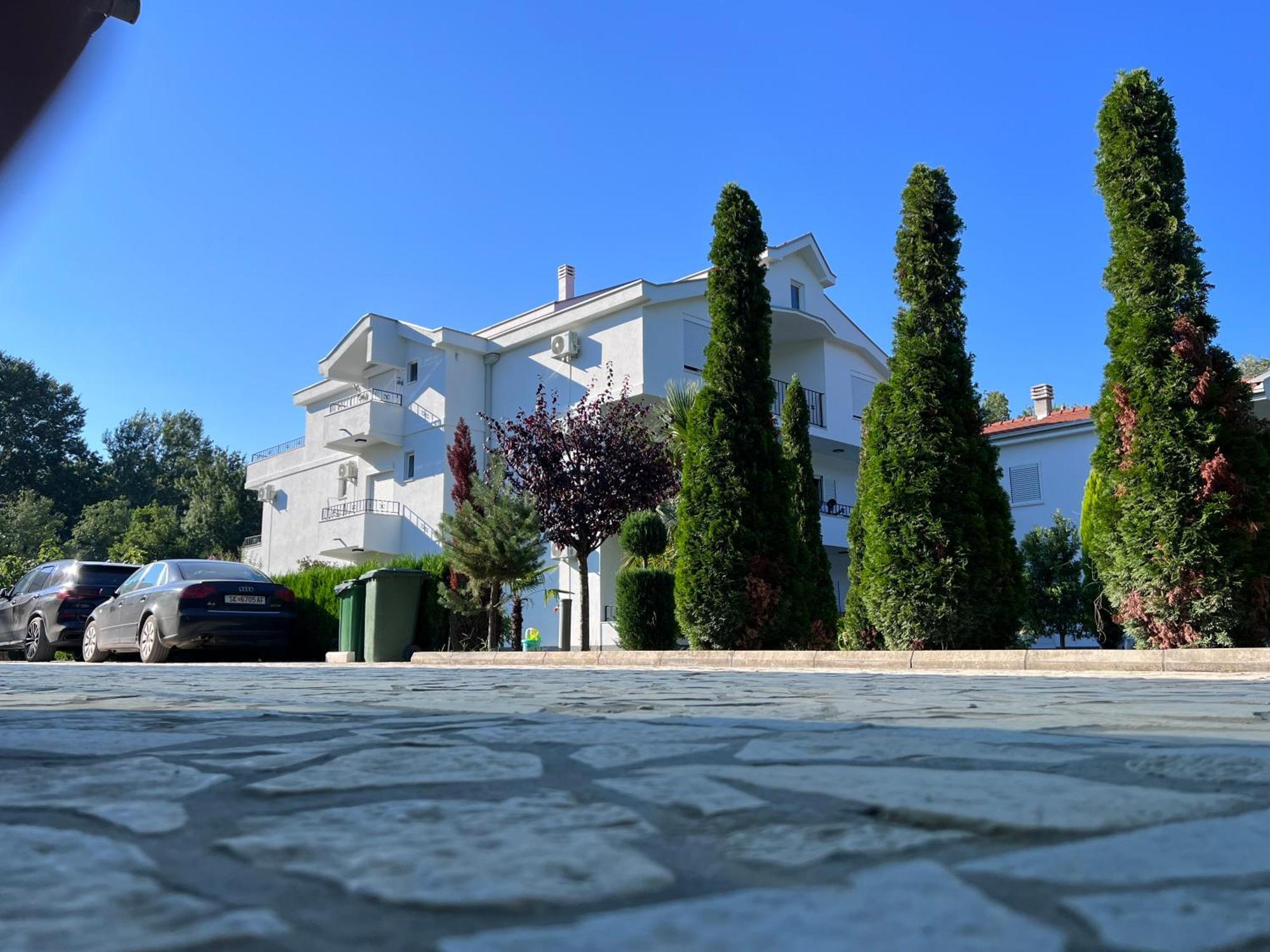 Residence Leora 乌尔齐尼 外观 照片