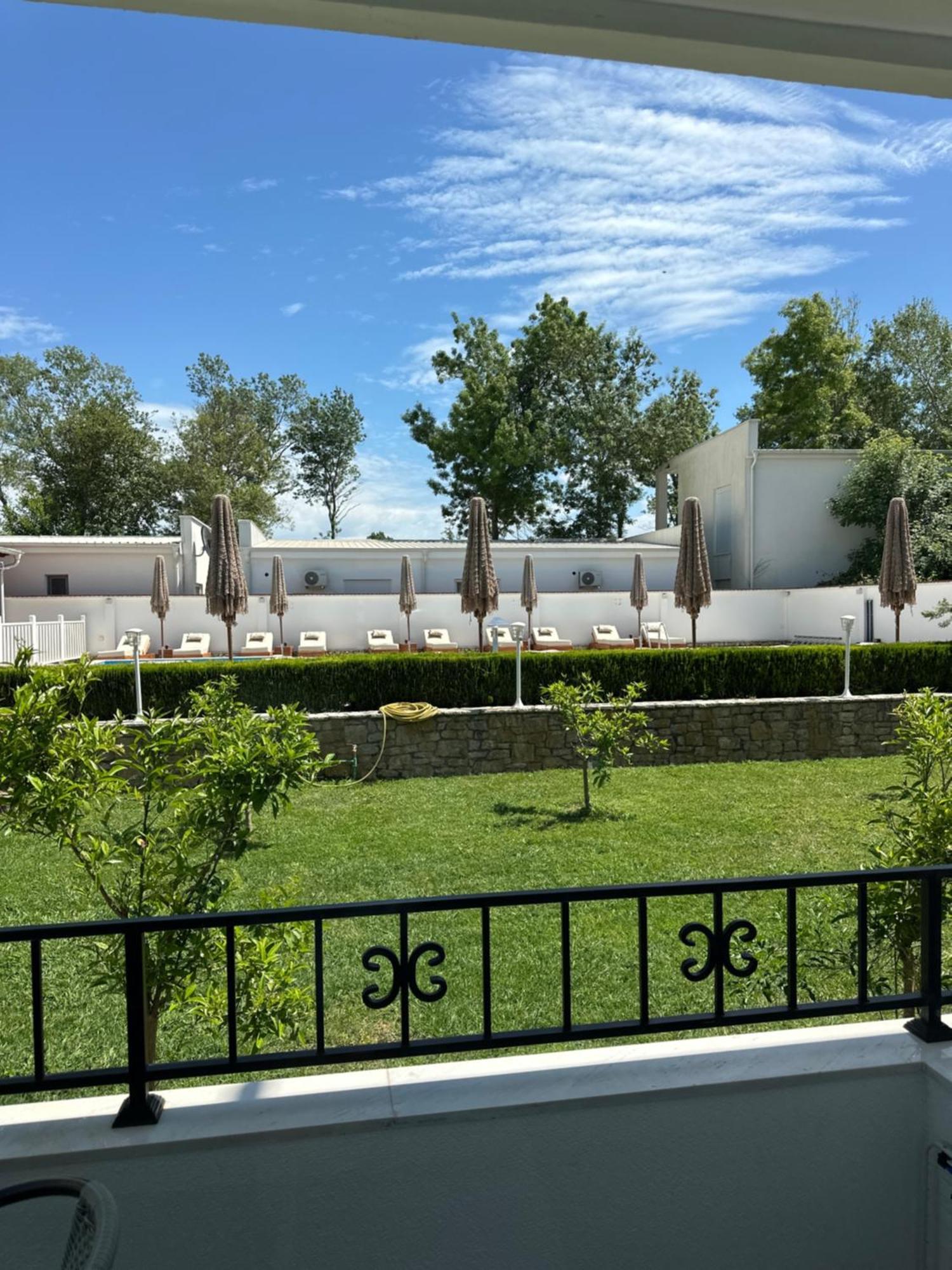 Residence Leora 乌尔齐尼 外观 照片